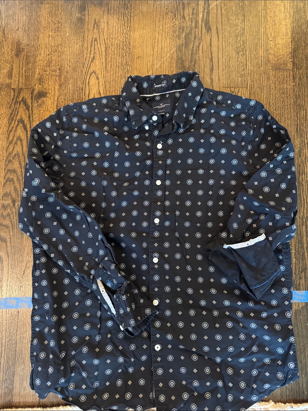 American Eagle Men's Navy Button-Up Shirt with Geometric Print
